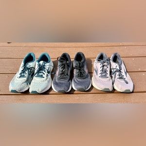 Brooks Anthem 4, Women’s Size 8, 3 Pairs